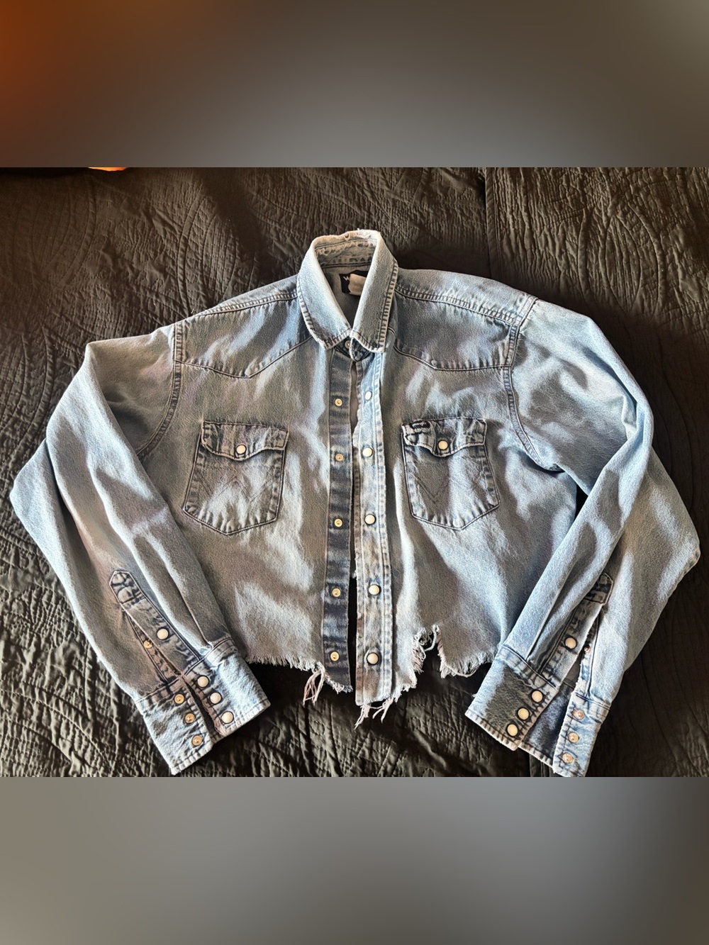 Wrangler Distressed Cropped Denim Pearl Snap